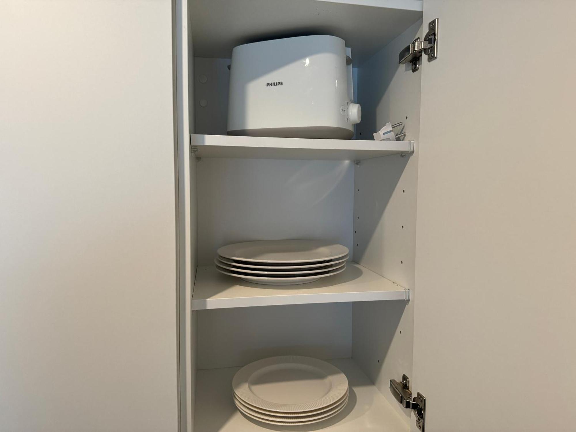 Neue Stilvolle 2-Zimmer Wohnung Im Zentrum Von Wolfsburgo Exterior foto